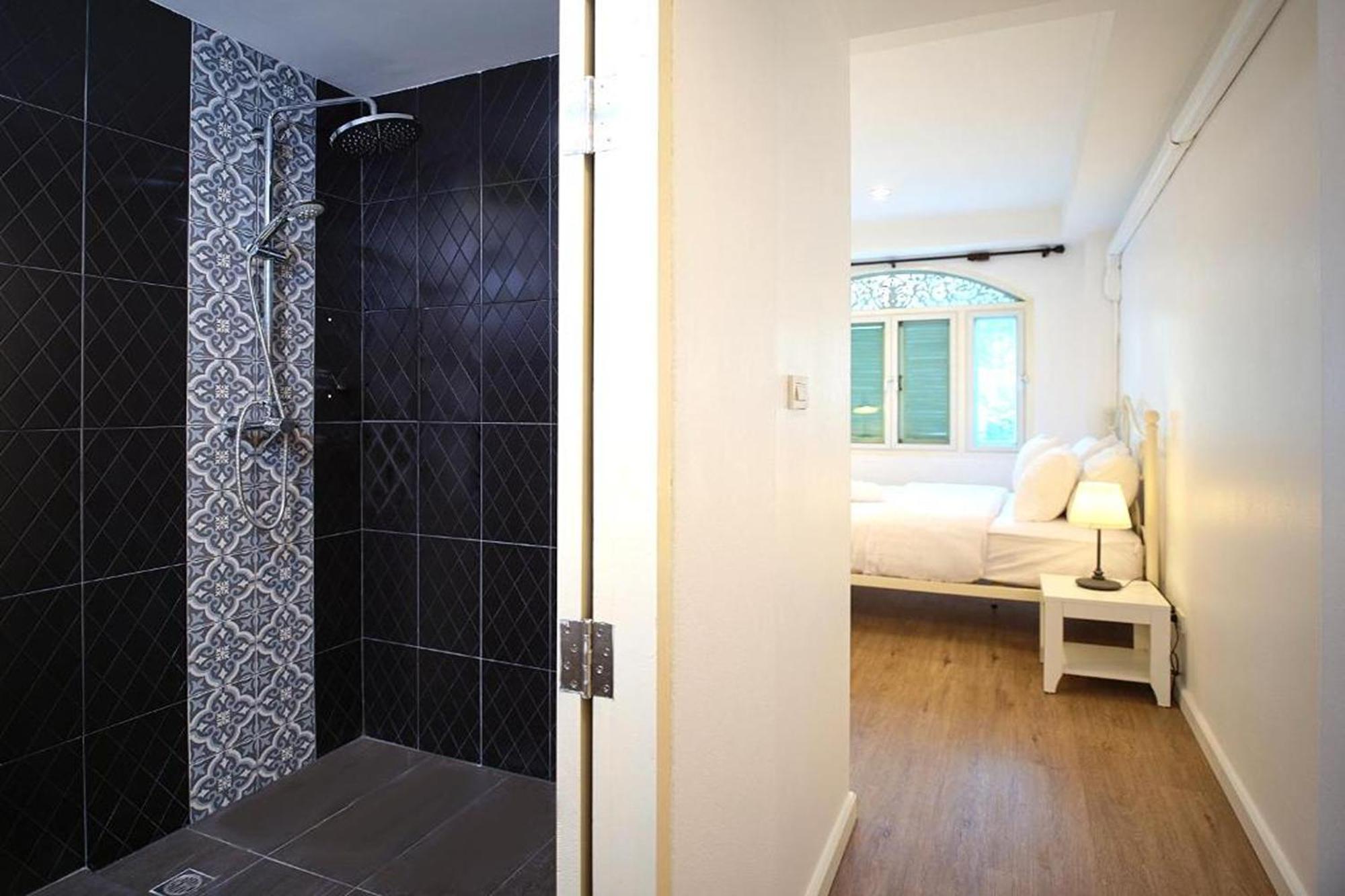 Nidhra Lanna Hotel Чиангмай Екстериор снимка