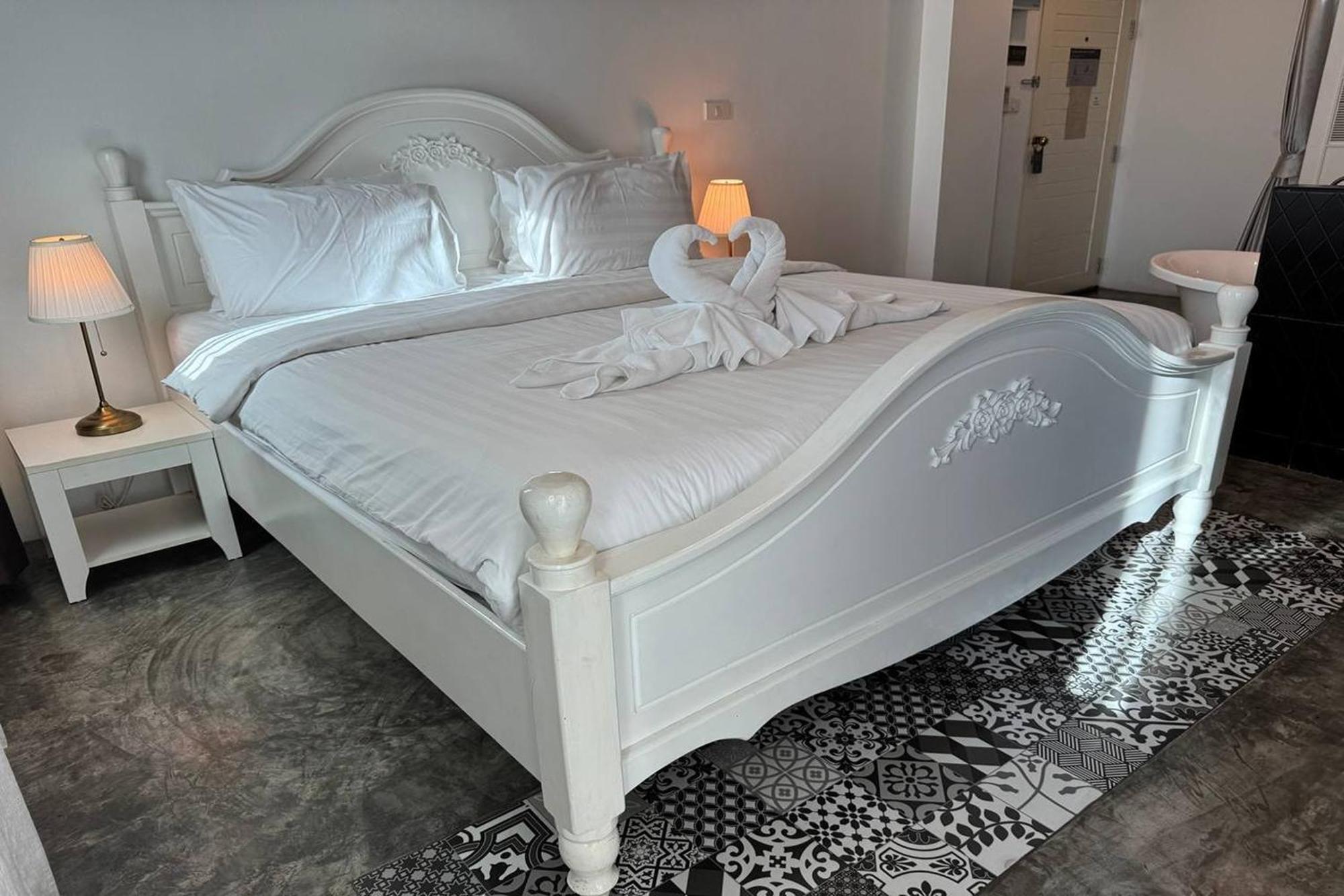 Nidhra Lanna Hotel Чиангмай Екстериор снимка