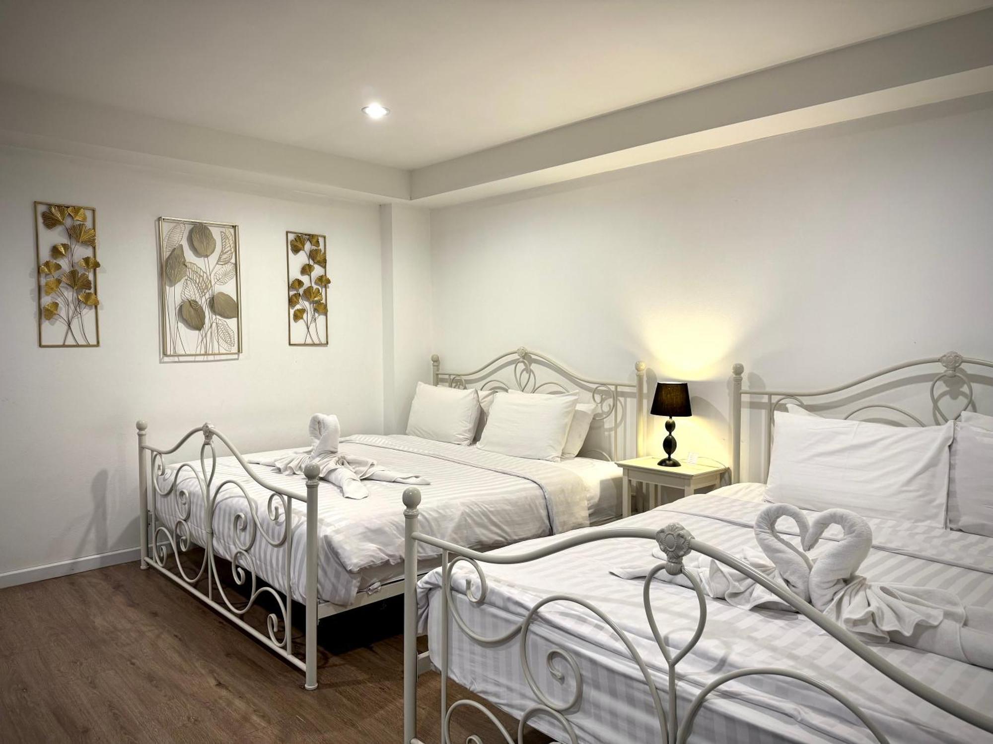 Nidhra Lanna Hotel Чиангмай Екстериор снимка