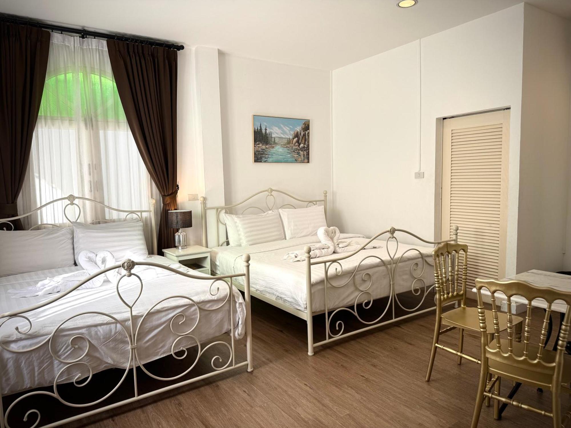 Nidhra Lanna Hotel Чиангмай Екстериор снимка