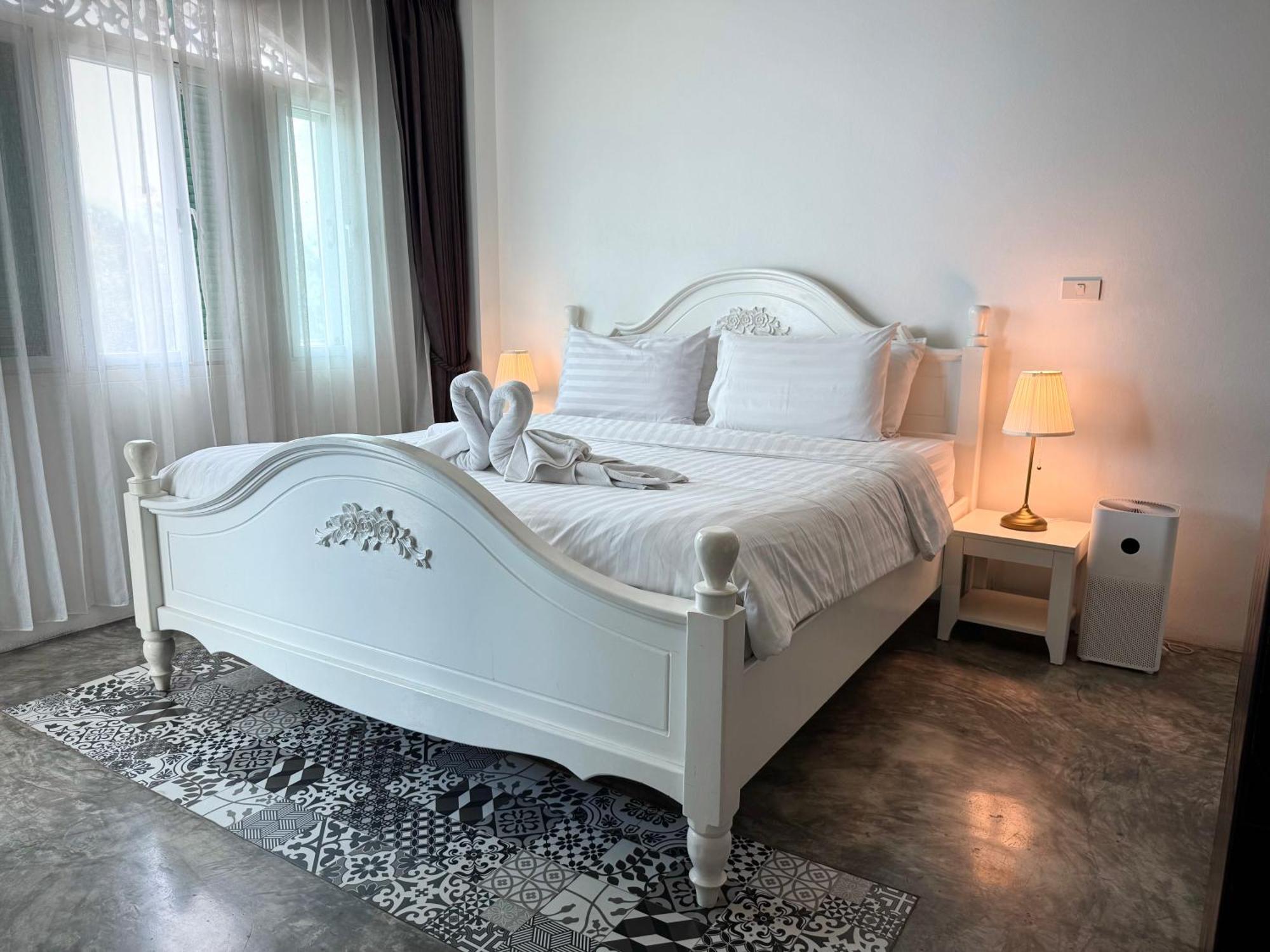 Nidhra Lanna Hotel Чиангмай Екстериор снимка