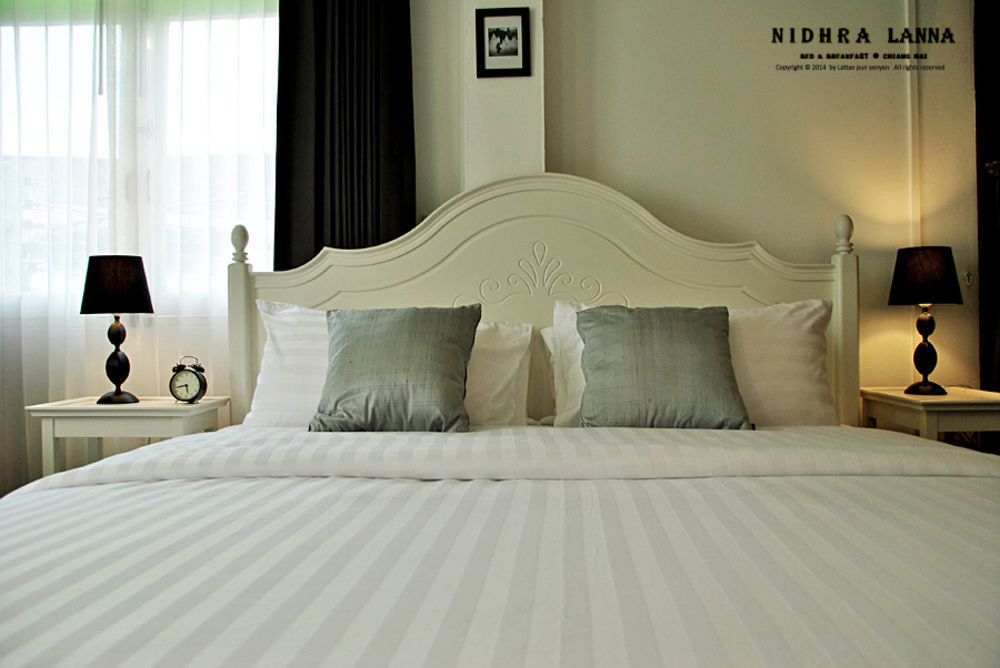Nidhra Lanna Hotel Чиангмай Екстериор снимка