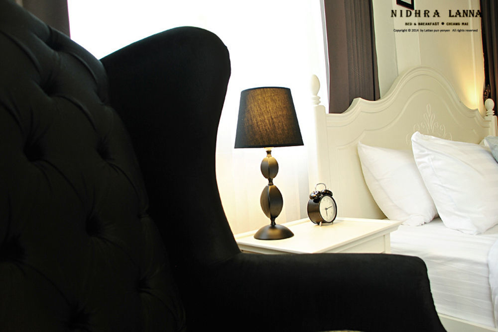 Nidhra Lanna Hotel Чиангмай Екстериор снимка
